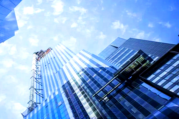 園區(qū)樓宇智能化系統(tǒng)解決方案！ 目前園區(qū)樓宇智能化系統(tǒng)建設(shè)主要著力于消防系統(tǒng)、配電系統(tǒng)、安防系統(tǒng)、綜合布線系統(tǒng)等基礎(chǔ)設(shè)施，以及車位管理系統(tǒng)、門禁系統(tǒng)、物業(yè)收費(fèi)系統(tǒng)、多表收費(fèi)系統(tǒng)等方面，并集中在基本的監(jiān)測(cè)(圖1)